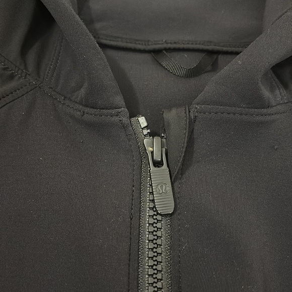 Lululemon Re-Form Jacket - Picture 3 of 5